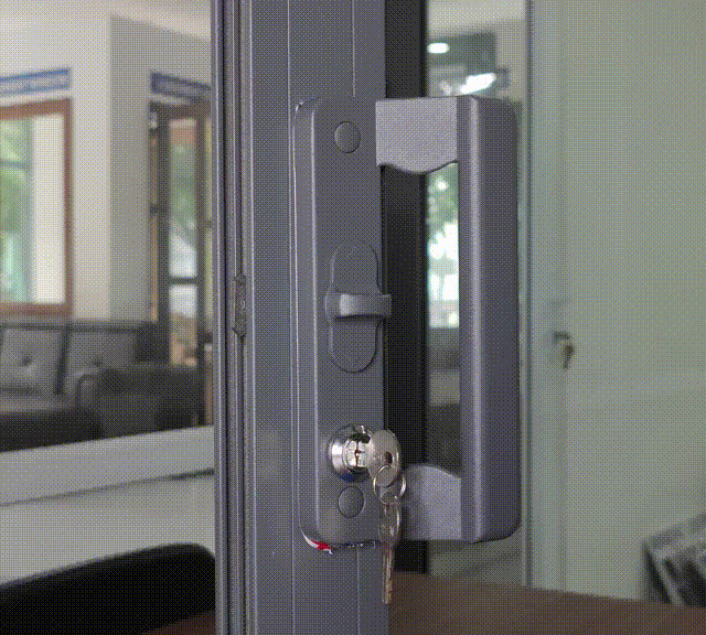 Tay nắm cửa chữ D CZM06